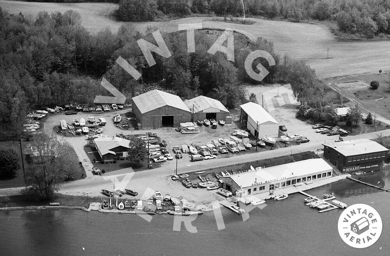 Bent Prop Pub (The Wharf) - 1980 (newer photo)